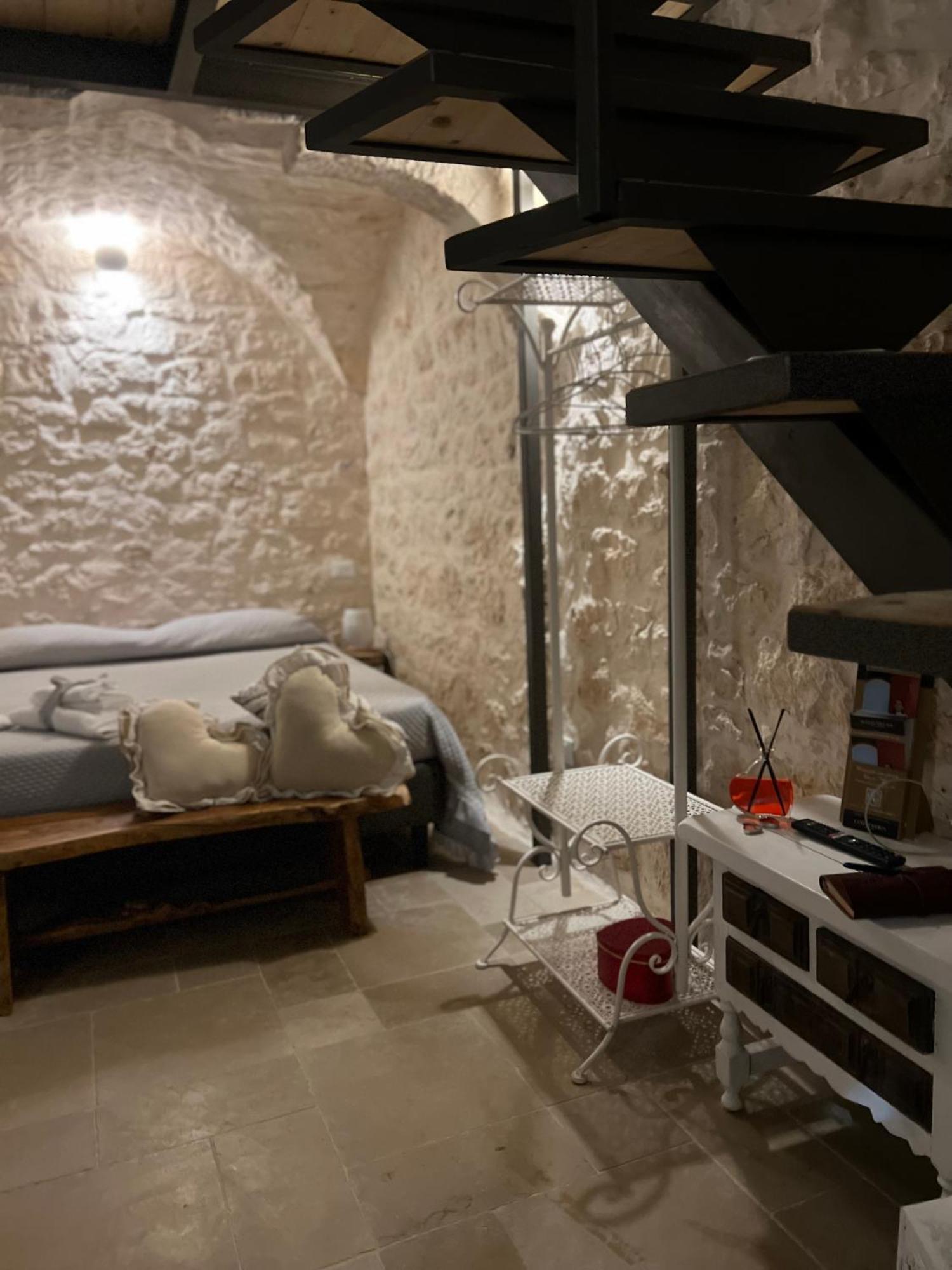 Euphoria Luxury Room 奥斯图尼 外观 照片