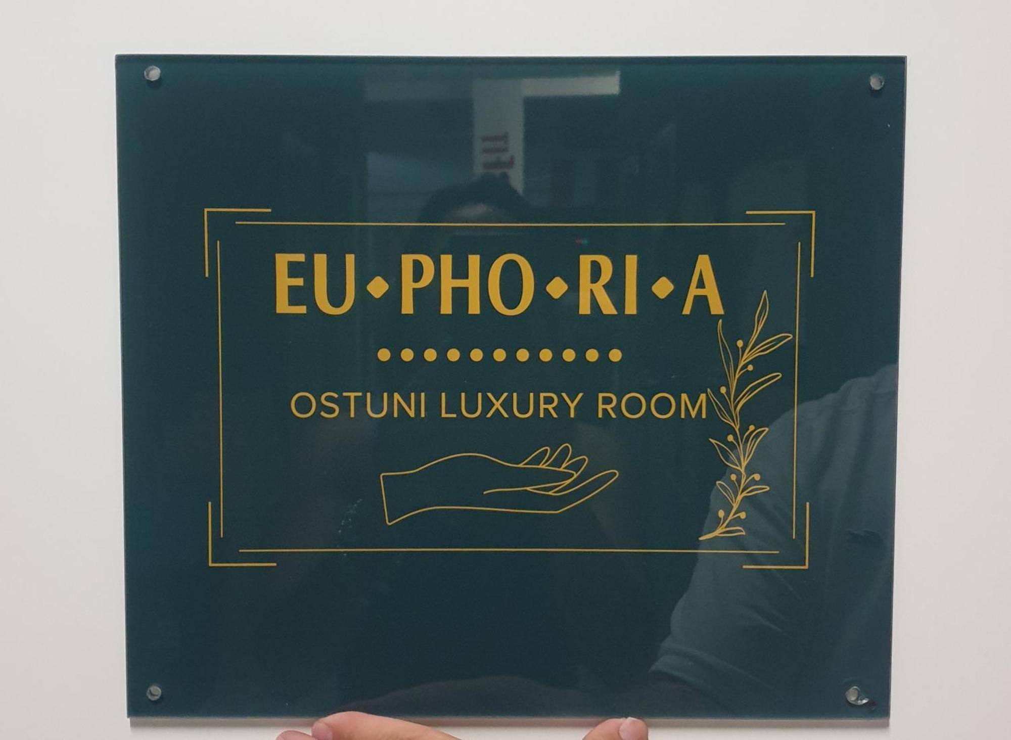 Euphoria Luxury Room 奥斯图尼 客房 照片